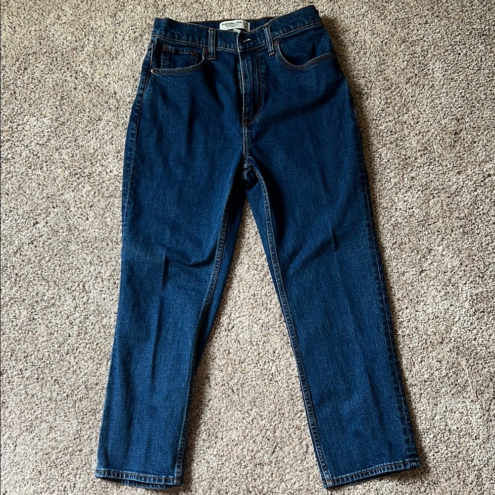 Abercrombie Ankle Straight Dark wash jeans